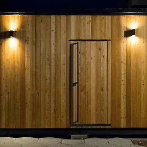 https://nomad-house.thehaguehotels.net