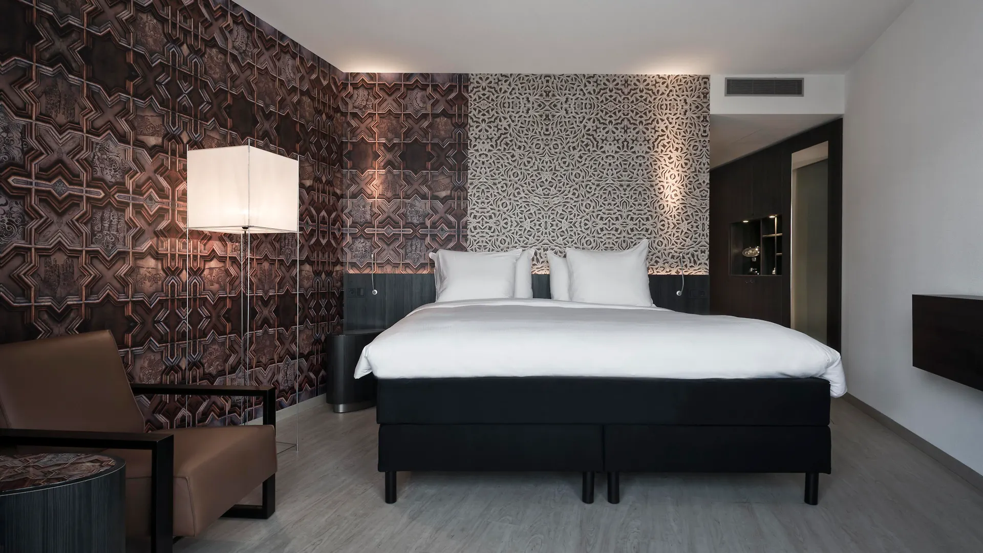 Mainport Design Hotel Rotterdam 4*,  Nederland