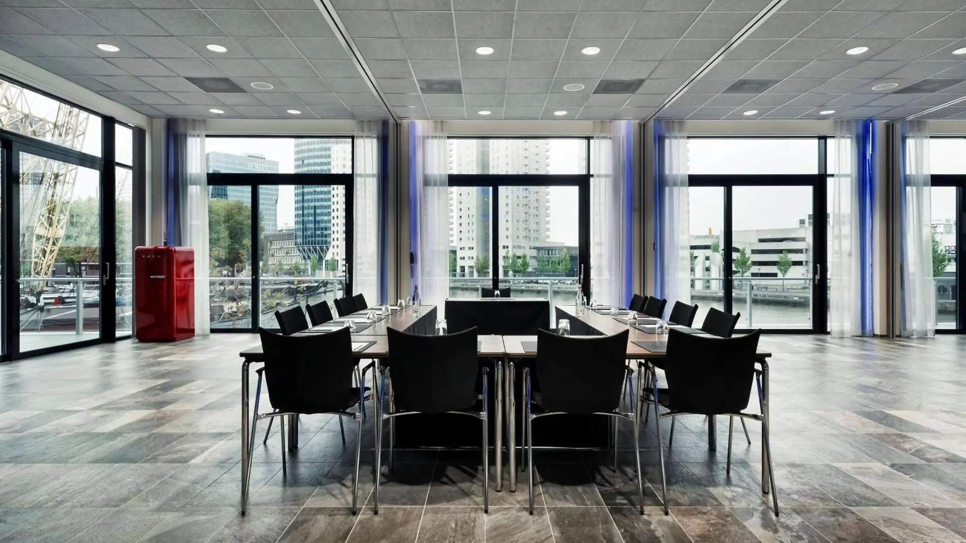 Mainport Design Hotel Rotterdam